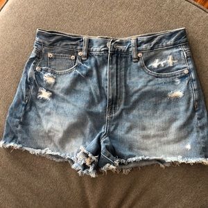 American Eagle Mom shorts